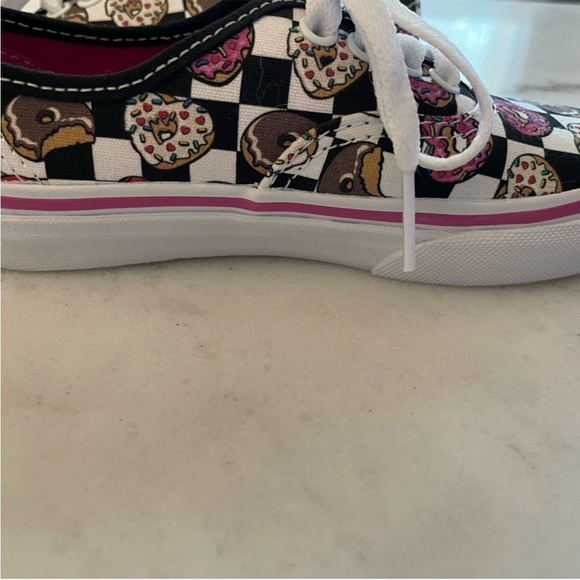 Vans Kids' Donut pattern Checkered Sneakers with Pink and White - Picture 12 of 13
